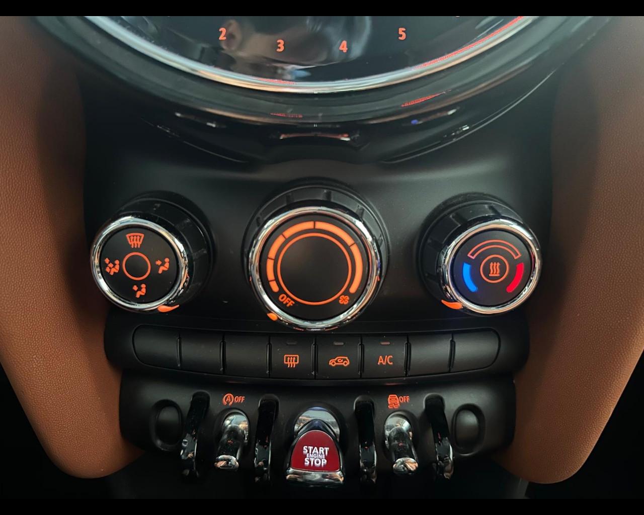 MINI Mini 5 porte (F55) - Mini 1.5 One Camden 5 porte