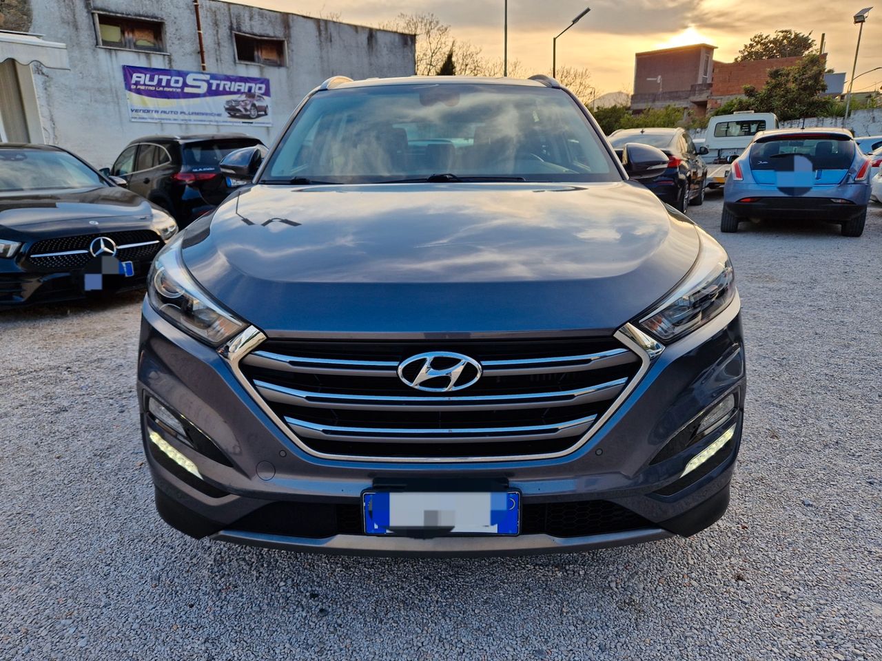 Hyundai Tucson 1.7 CRDi XPossible 157000km- 2015