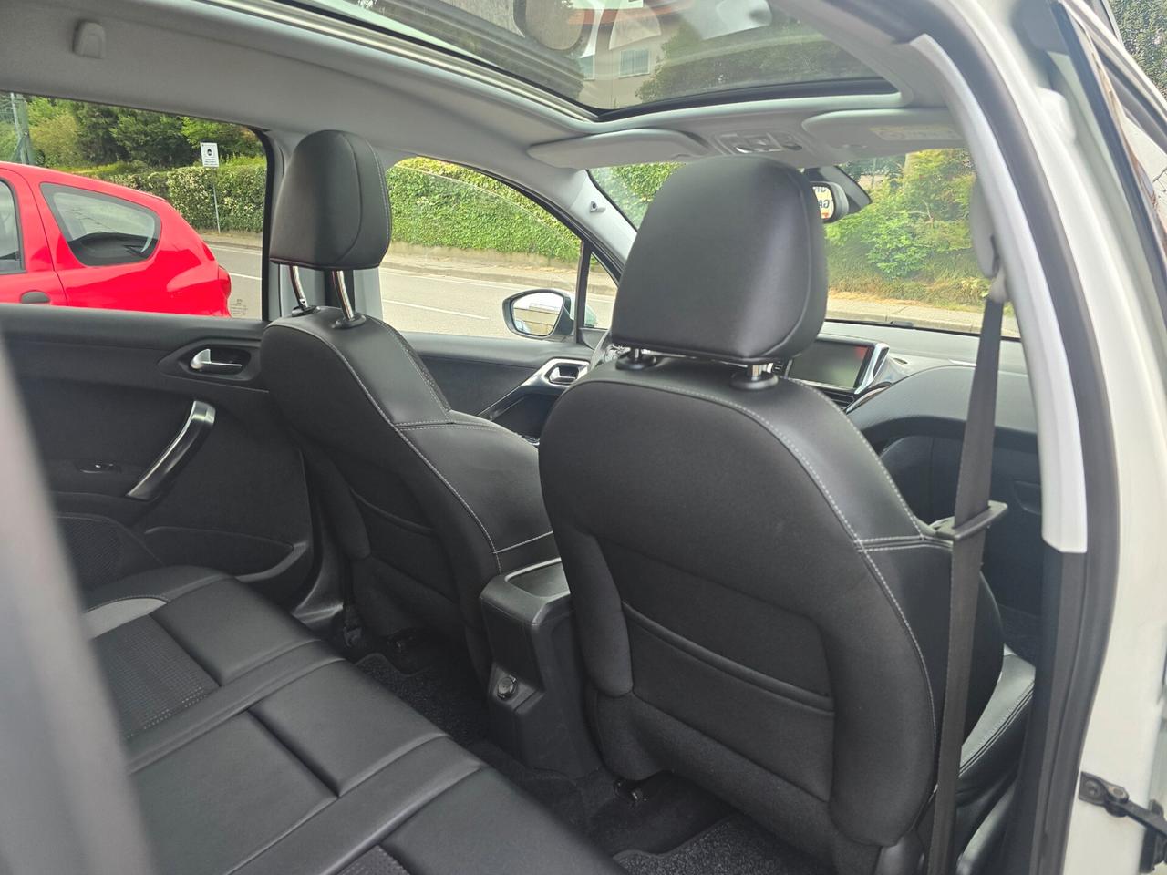 Peugeot 2008 PureTech Turbo 110 S&S Allure