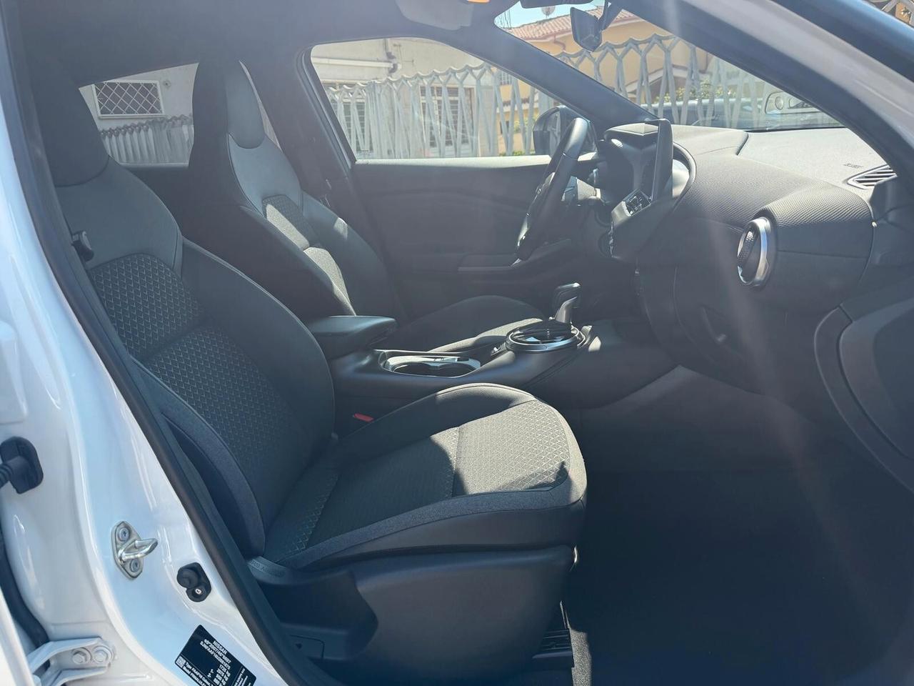 Nissan Juke 1.0 DIG-T 114 CV DCT N-Connecta