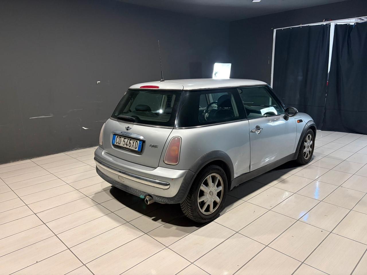 MINI COOPER DEL 2003 BENZINA 130.000 KM