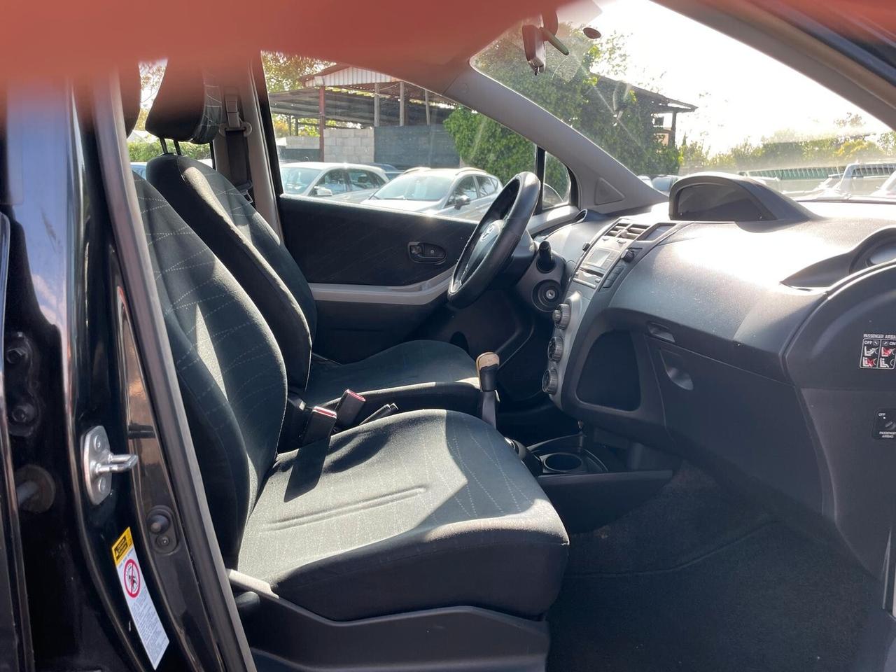 Toyota Yaris 1.3 5 porte