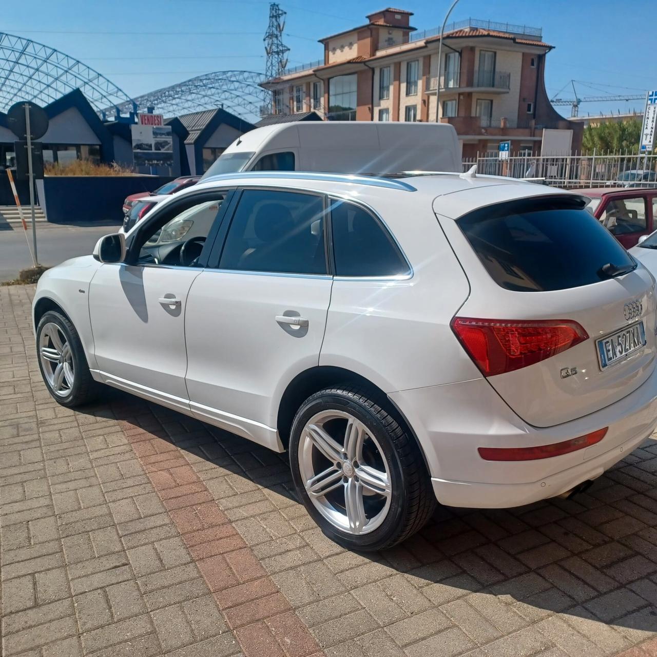 PERFETTA Q5 2.0 TDI AUTOMATICA 4X4