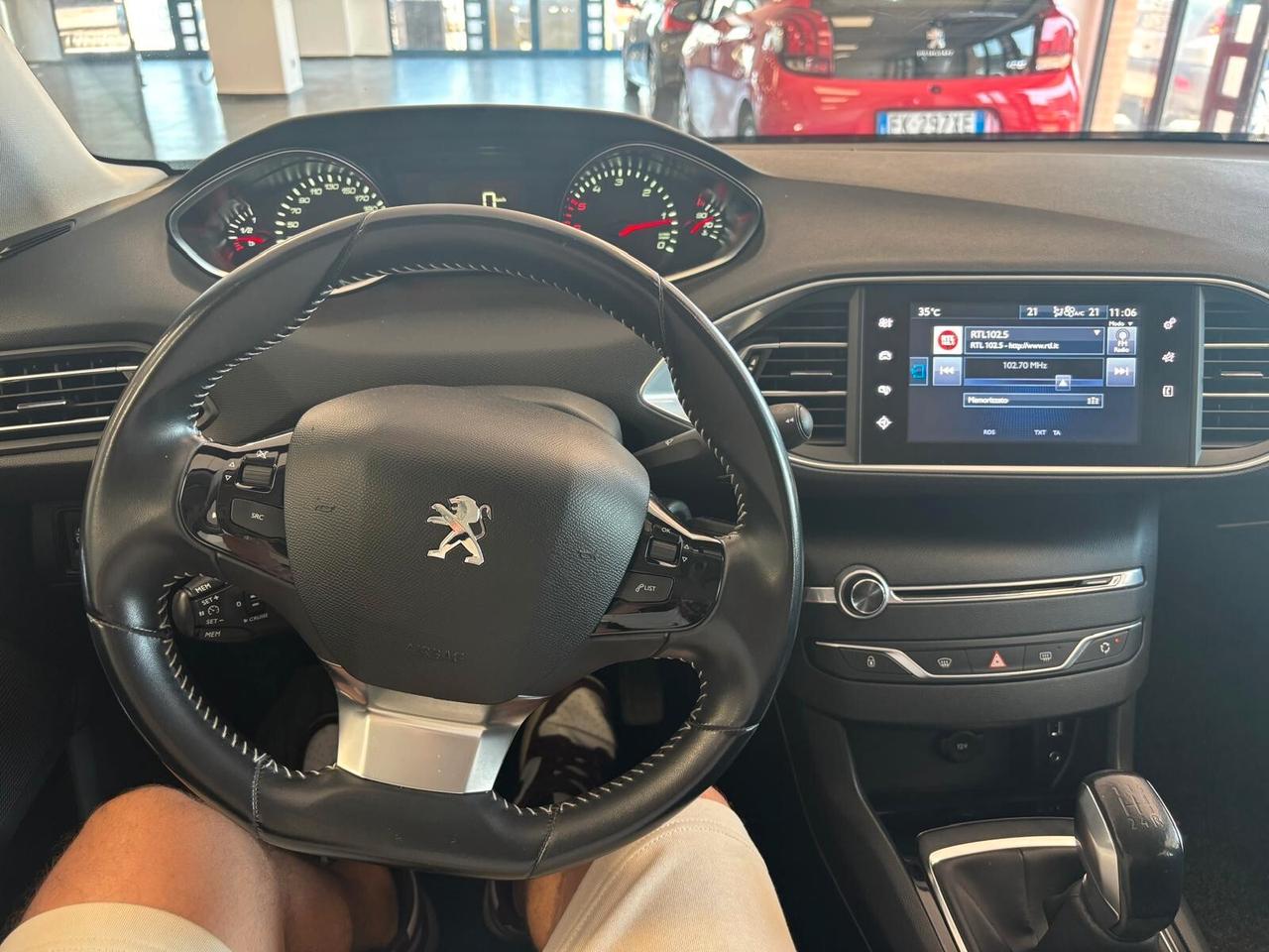 PEUGEOT 3008 ANNO 2016 DS 1.6 ADATTA NEOPATENTATI KM 140 MILA