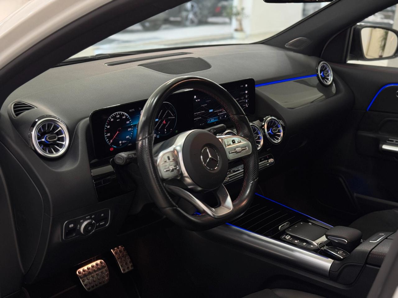 Mercedes GLA180d Automatic Premium AMG Tetto