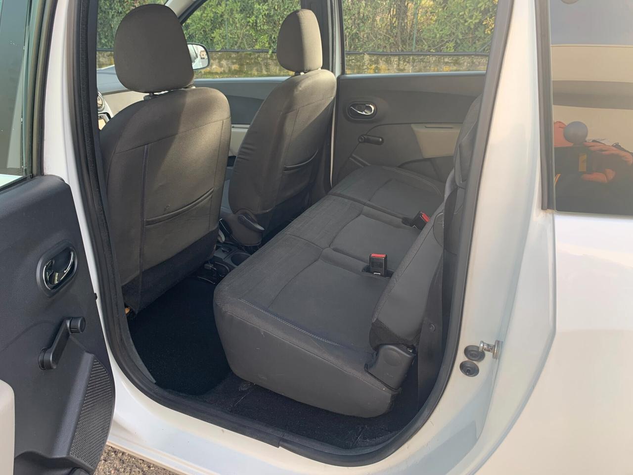 Dacia Lodgy 1.5 dCi 7 POSTI EURO 6