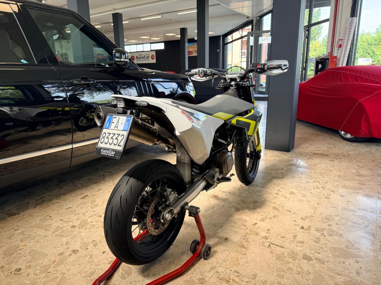 Husqvarna 701 Supermoto 75CV 09/2022