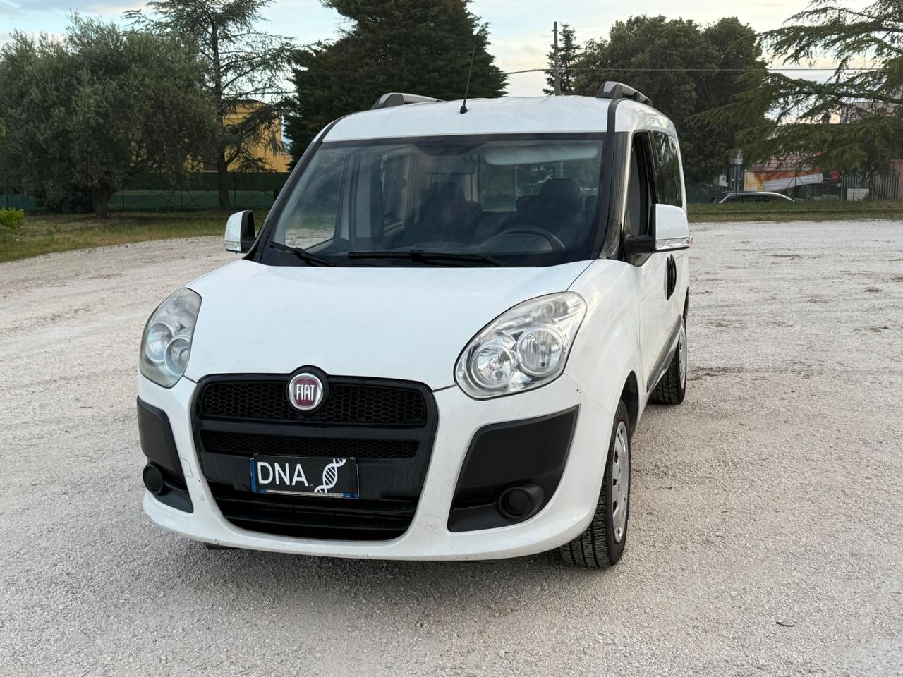Fiat Doblò 5posti Natural Power UNIPRO Neopatentati