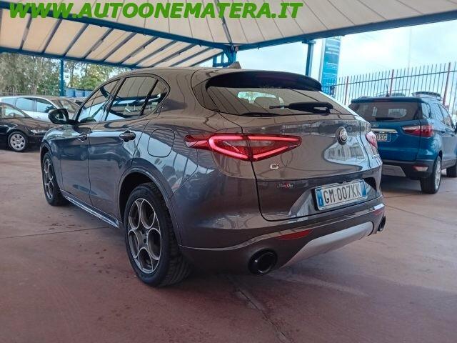 Alfa Romeo Stelvio 2.2 Turbodiesel 210CV Q4 Ti