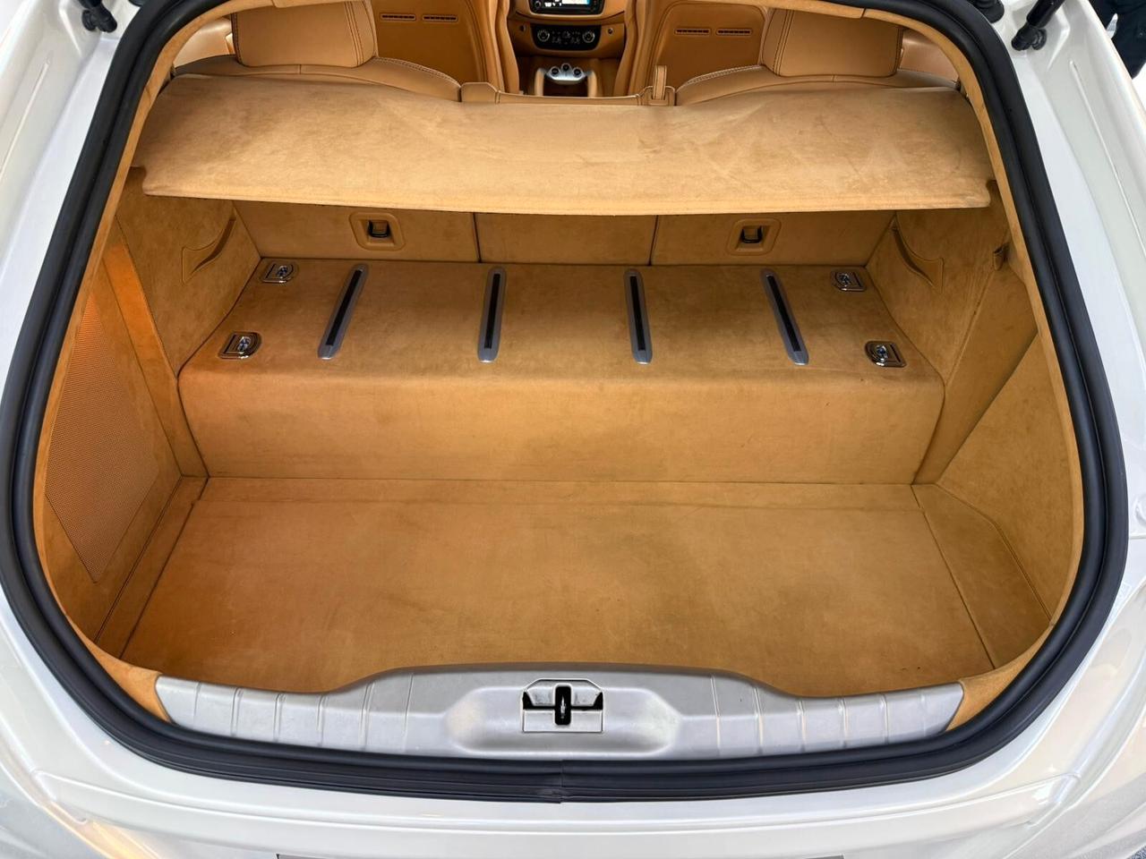 Ferrari FF 2012 Tailor Made – Full Optional – Bianco Perla – Tagliandi Ferrari