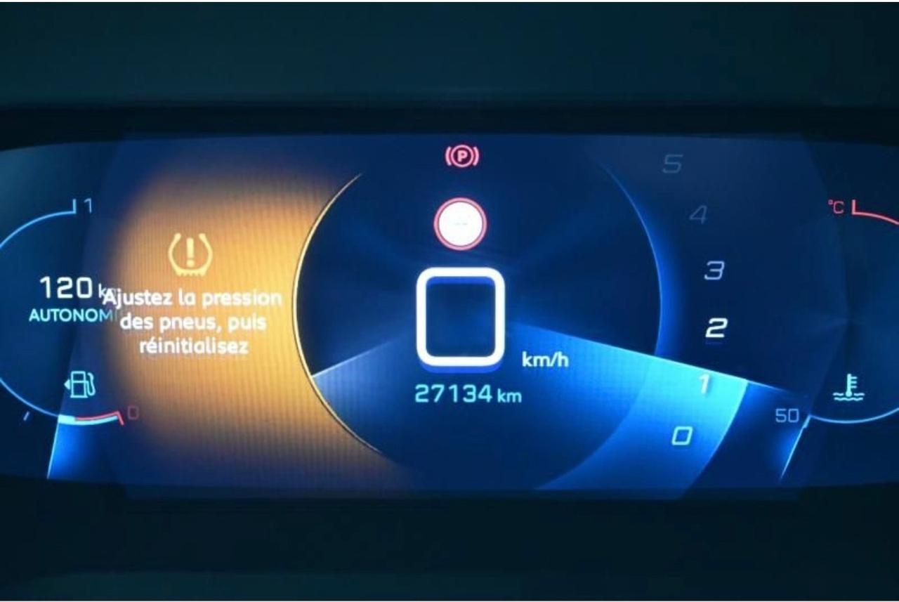 Peugeot 2008 PureTech 130 S&S Allure Pack