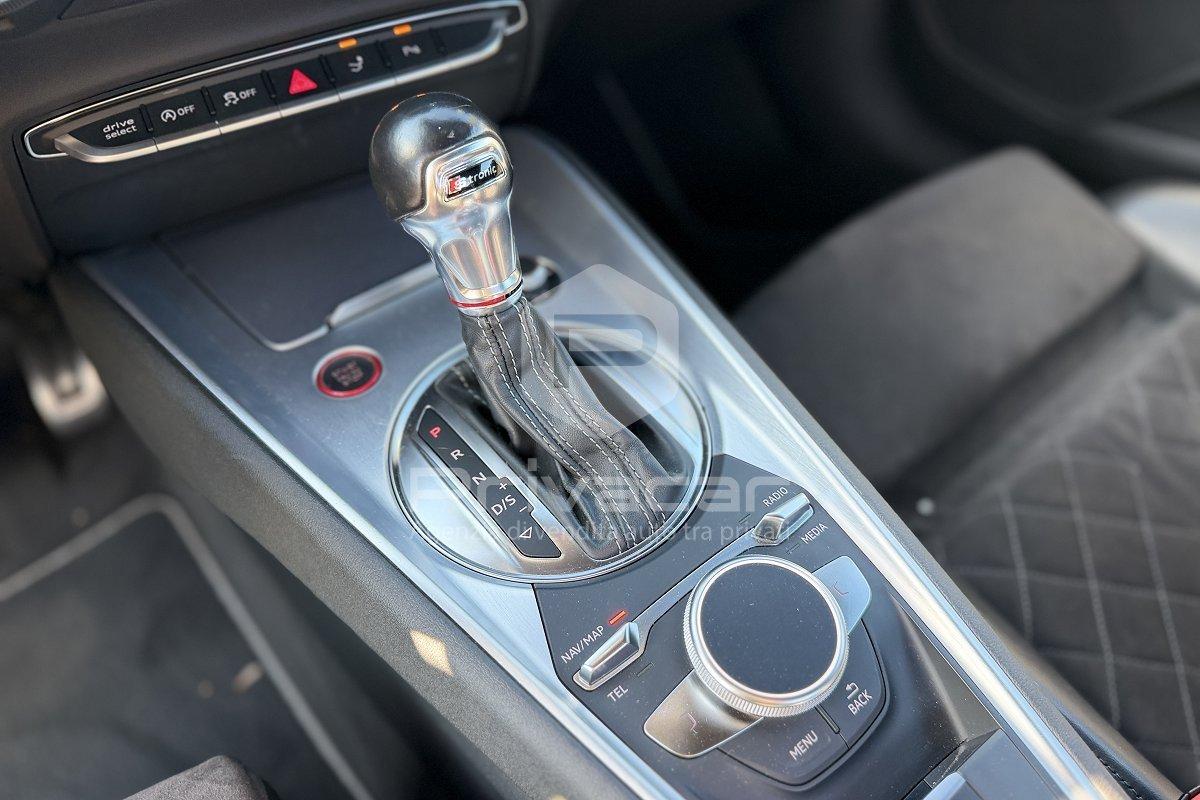AUDI TTS Coupé 2.0 TFSI 310 CV quattro S tronic
