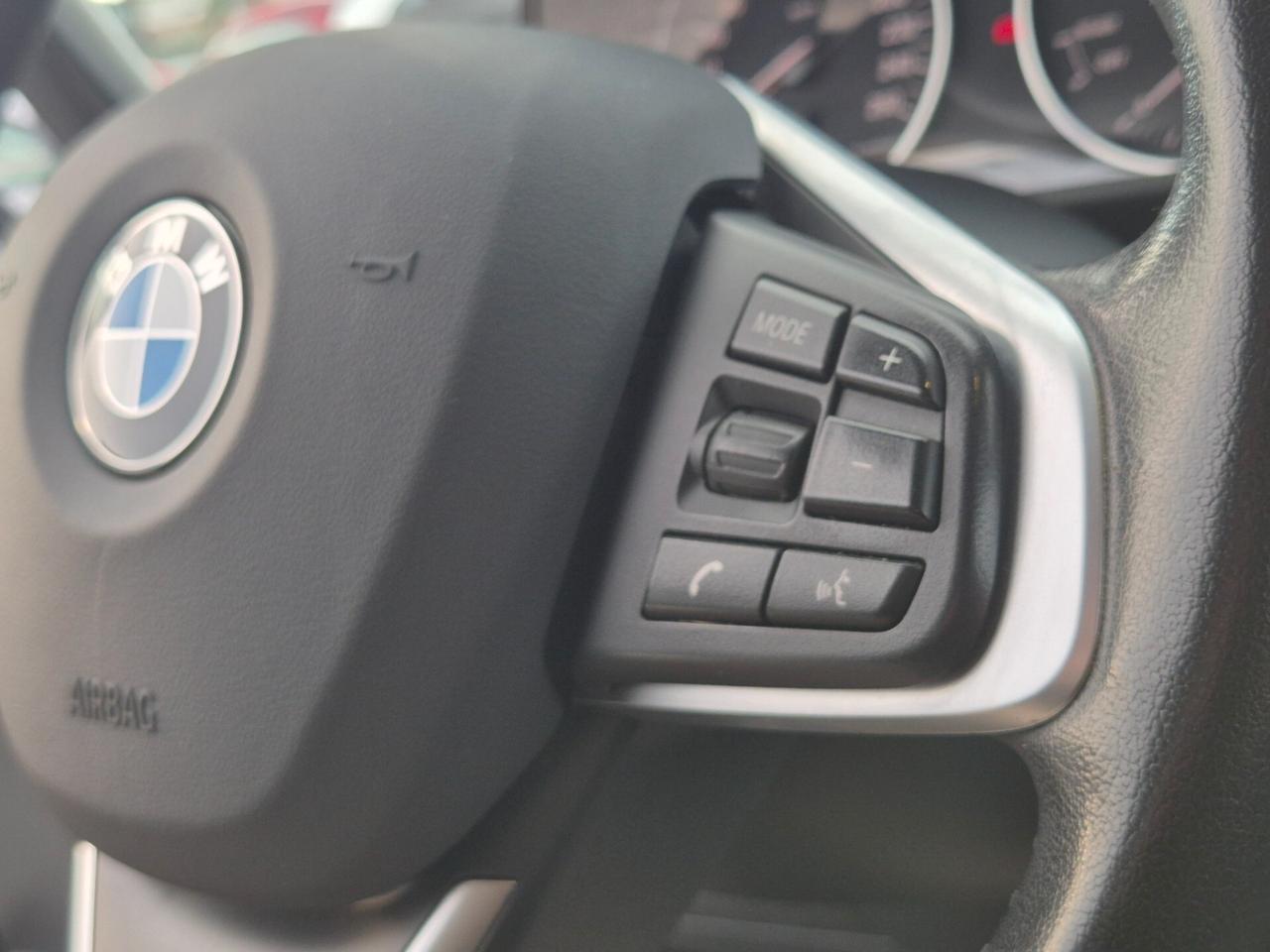 Bmw 218d 2er Active Tourer 218d Luxury 7 POSTI