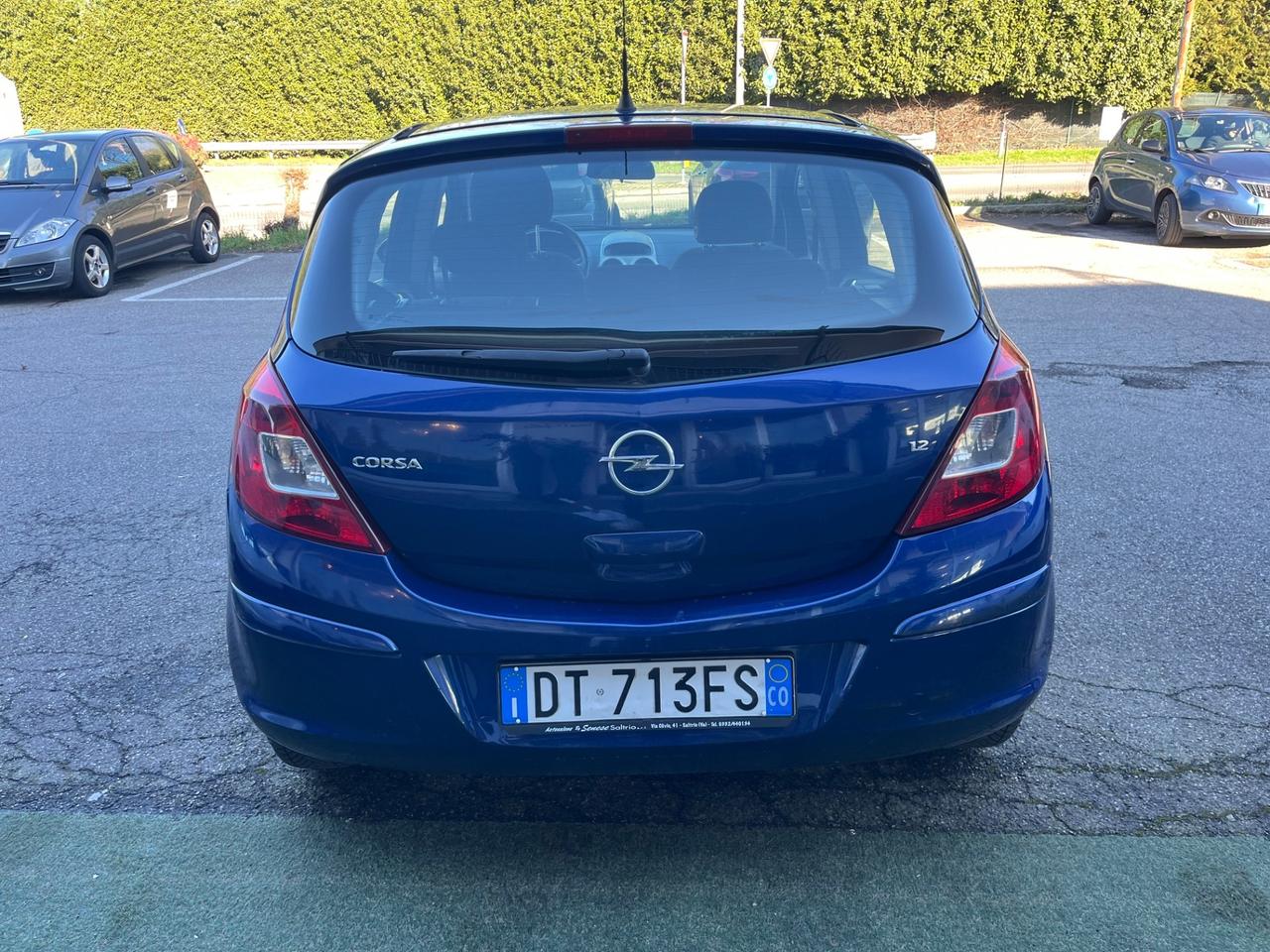 Opel Corsa 1.4 16V 5 porte Cosmo