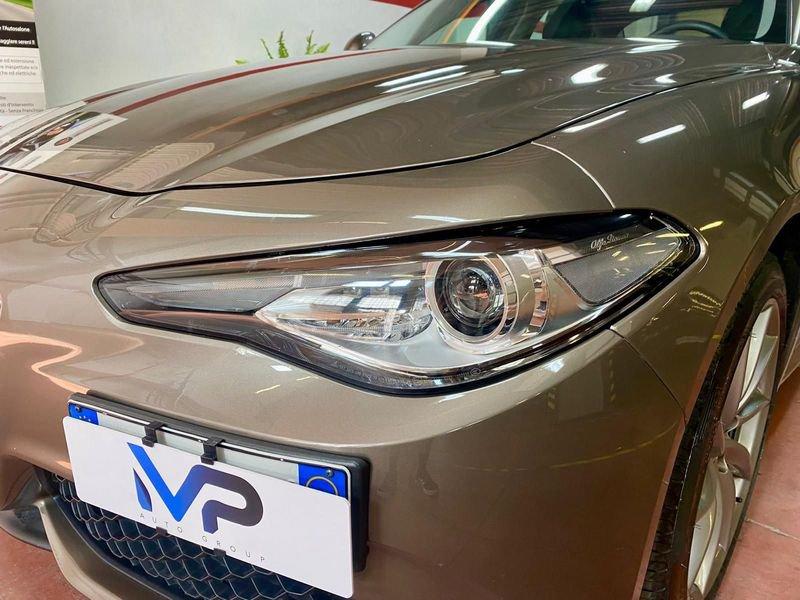 Alfa Romeo Giulia 2.2 Turbodiesel 210 CV AT8 AWD Q4 Veloce