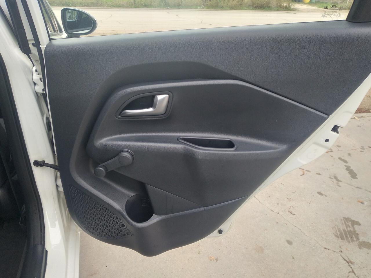 Kia Rio 1.1 CRDi 5p. Cool