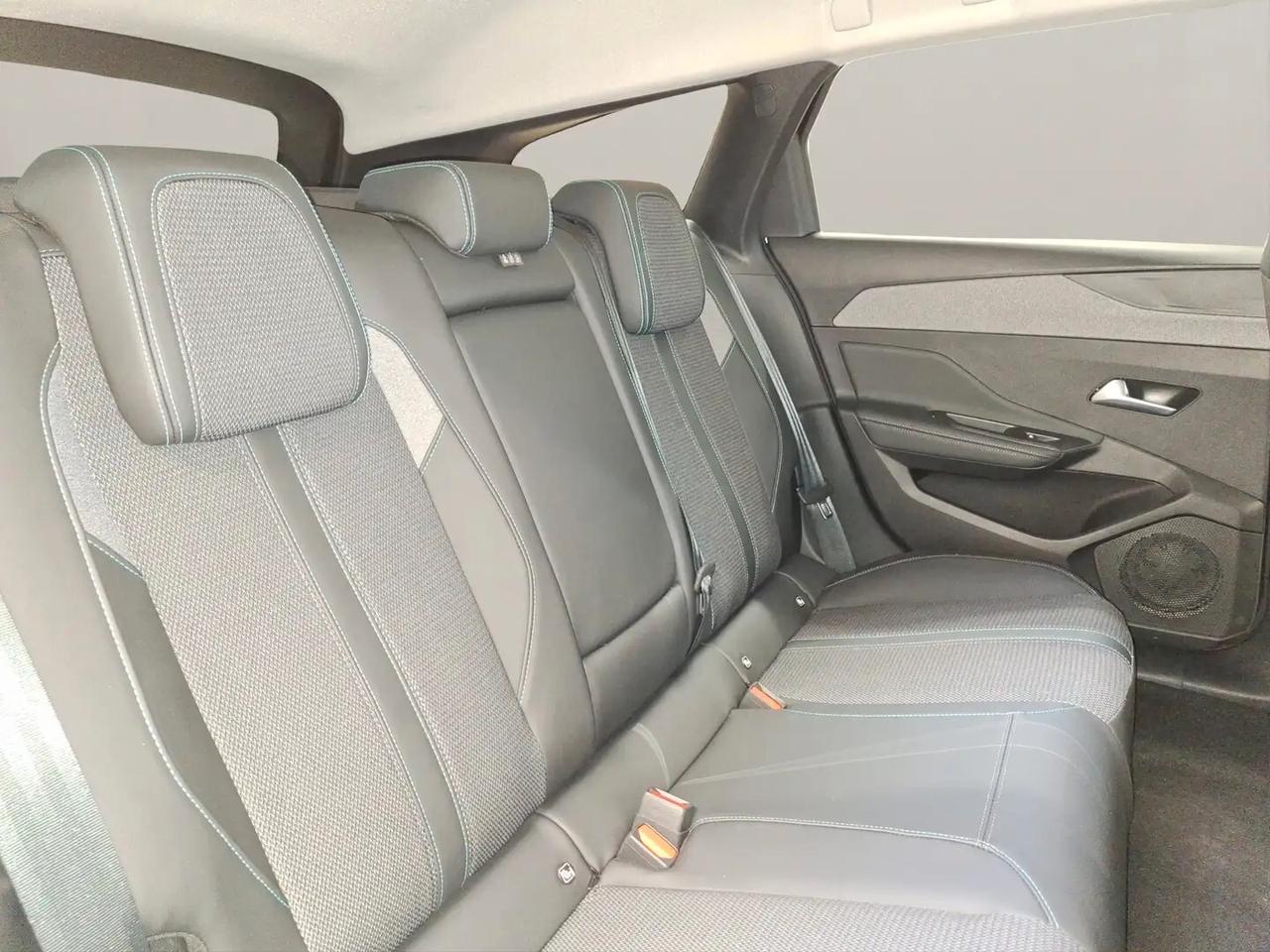 Peugeot 308 BlueHDi 130 S&S EAT8 SW Allure Pack PERFETTA