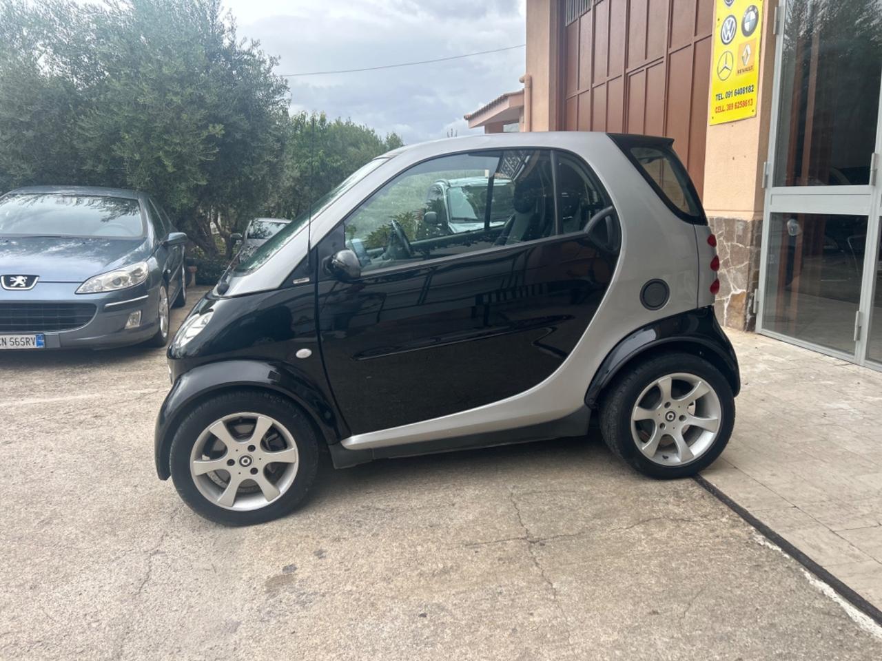 Smart ForTwo 700 coupé pure (45 kW)