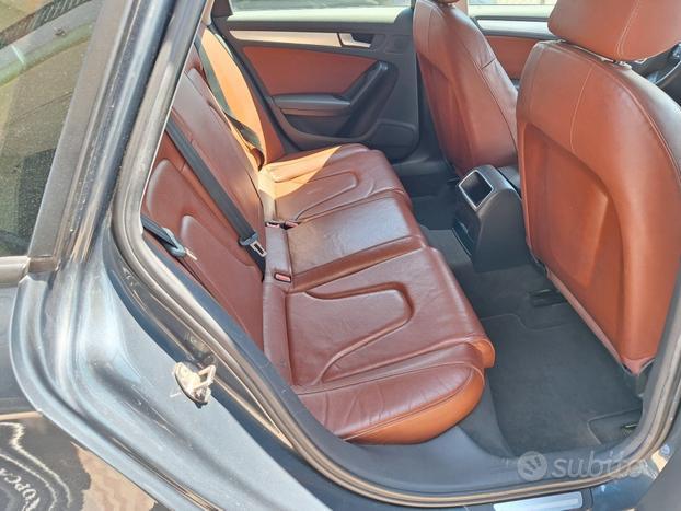 Audi A4 Avant 2.0 TDI Sport Paket 2008 Xeno Pelle
