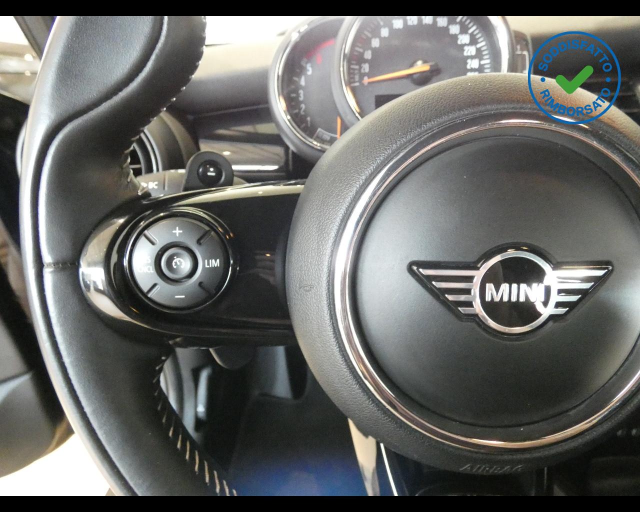 MINI Mini 5 porte (F55) - Mini 2.0 Cooper SD aut. Hype 5 porte