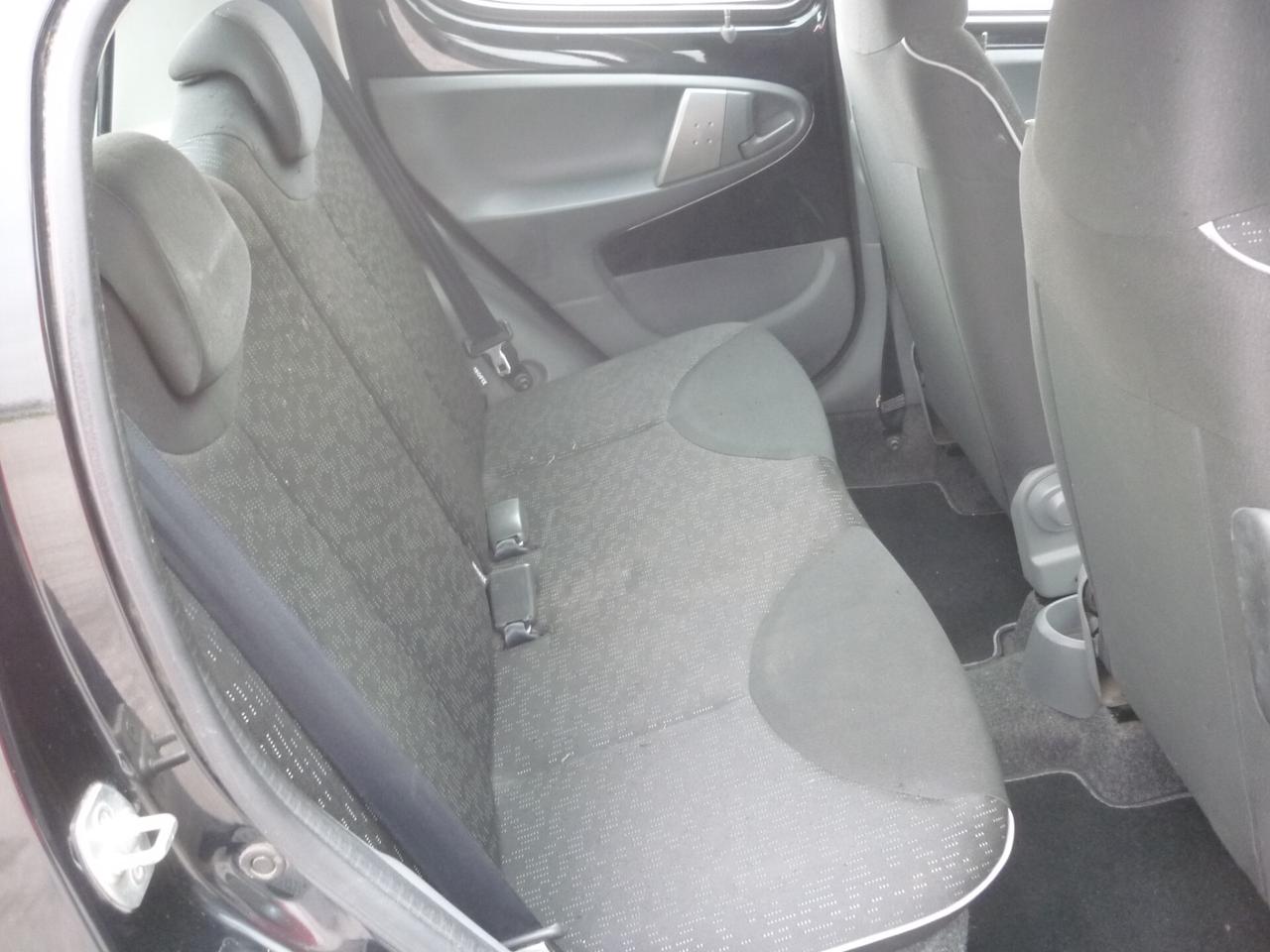 Peugeot 107 1.0 68CV 5p. Plaisir