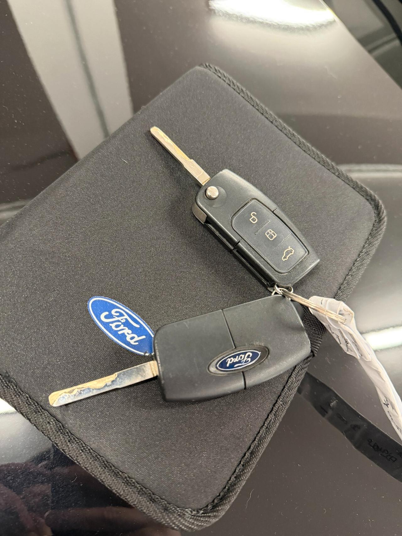 Ford Fiesta 1.2 60CV 5 porte Titanium