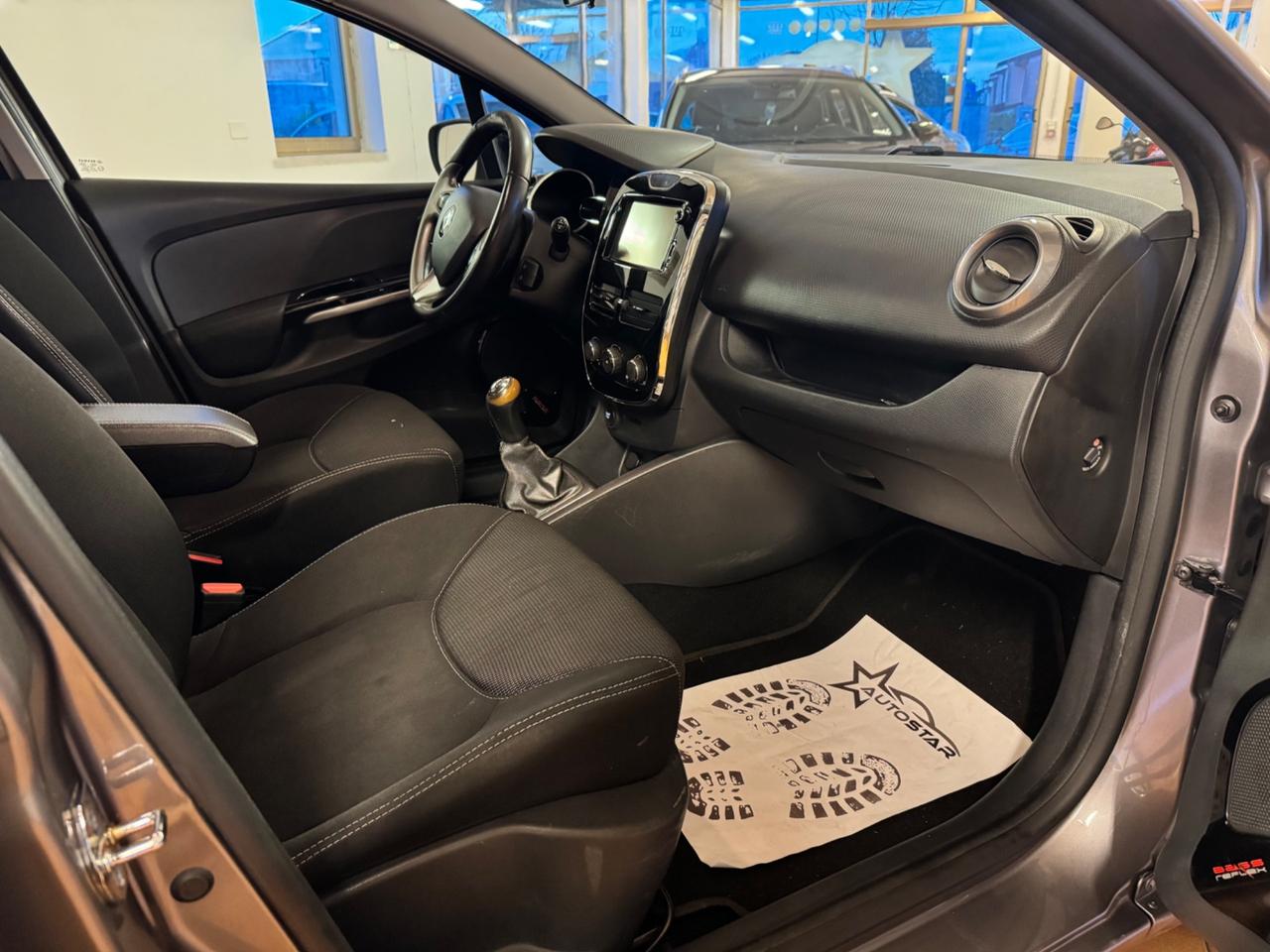 Renault Clio SW 1.5 DIESEL OK NEO