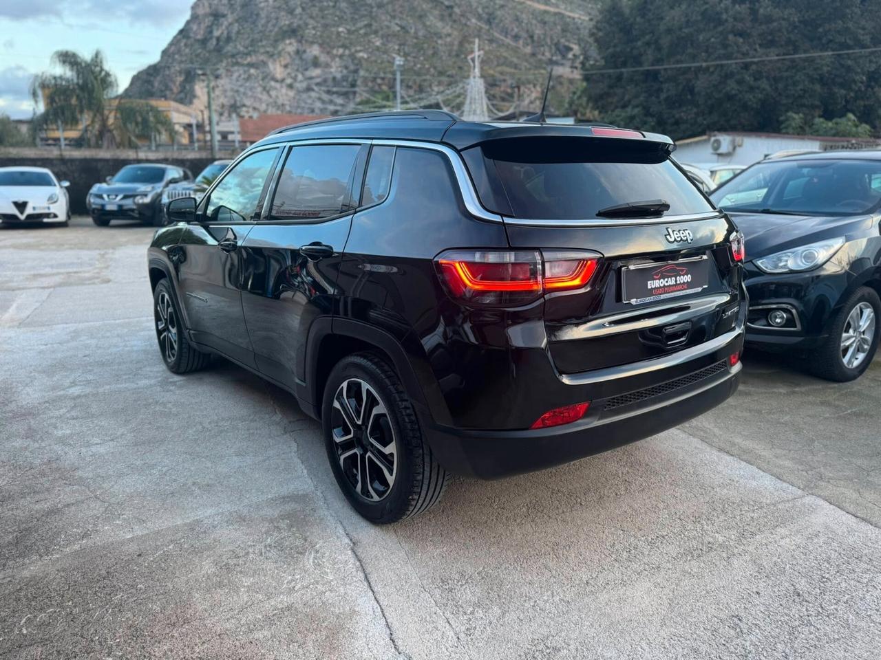 JEEP COMPASS LIMITED CON SOLI “20.000 km”