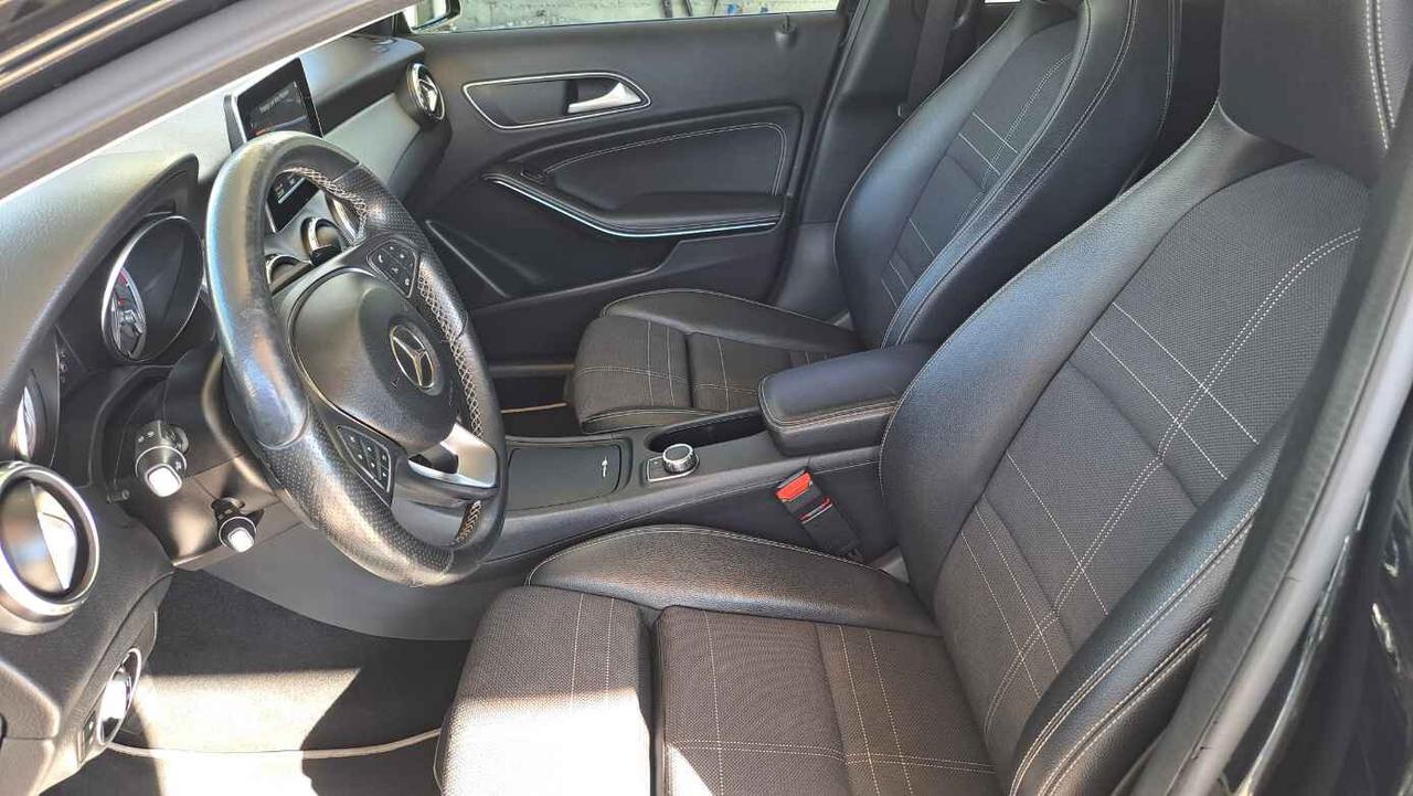Mercedes-benz GLA 200 d Automatic 4Matic Premium