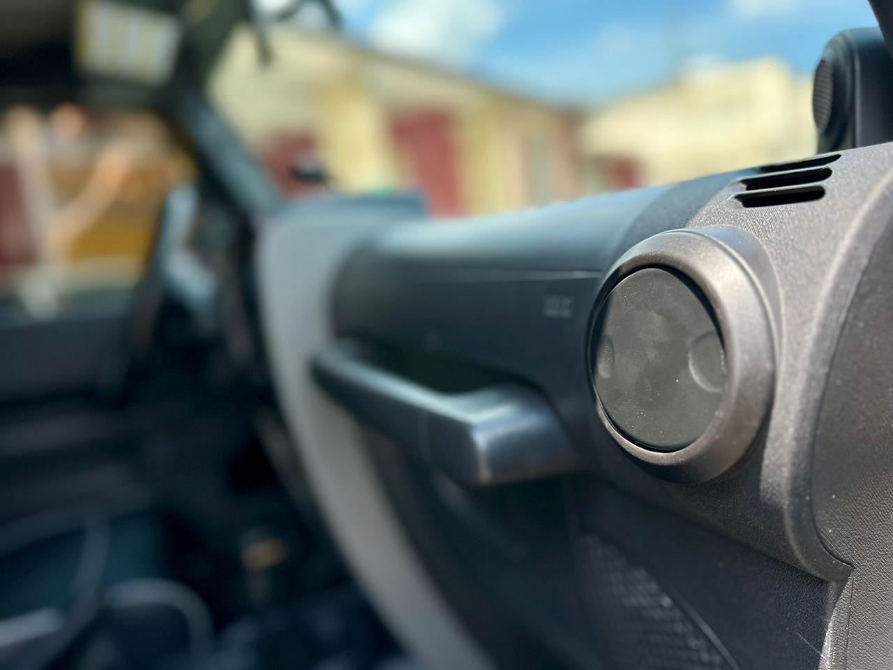 Jeep Wrangler Unlimited 2.8 Auto Sahara Hard-Top