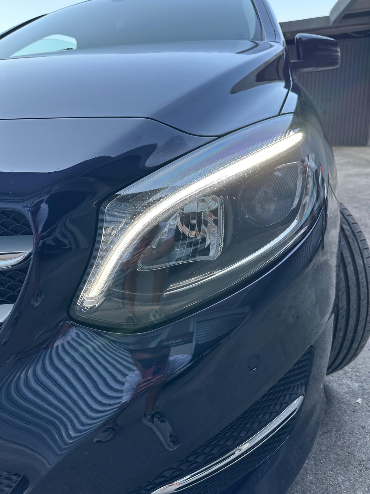 Mercedes-Benz B 180d 1.5 109cv Automatic Premium