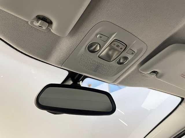 Peugeot 208 1.4HDI 68CV Allure - NEOPATENTATI