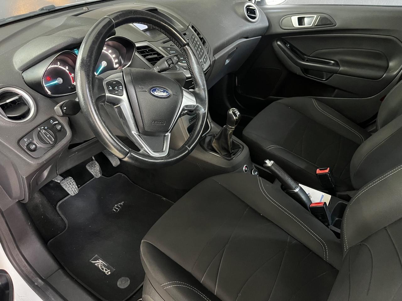 Ford Fiesta 1.4 5 porte Bz.- GPL Black & White Edition
