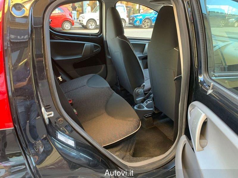 Peugeot 107 1.0 68CV 5p. Sweet Years