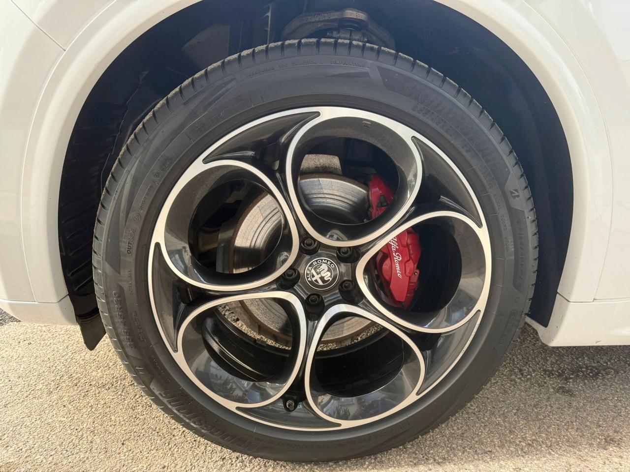 Alfa Romeo Stelvio 2.2 Turbodiesel 210 CV AT8 Q4 Veloce + Pelle + Tetto apribile