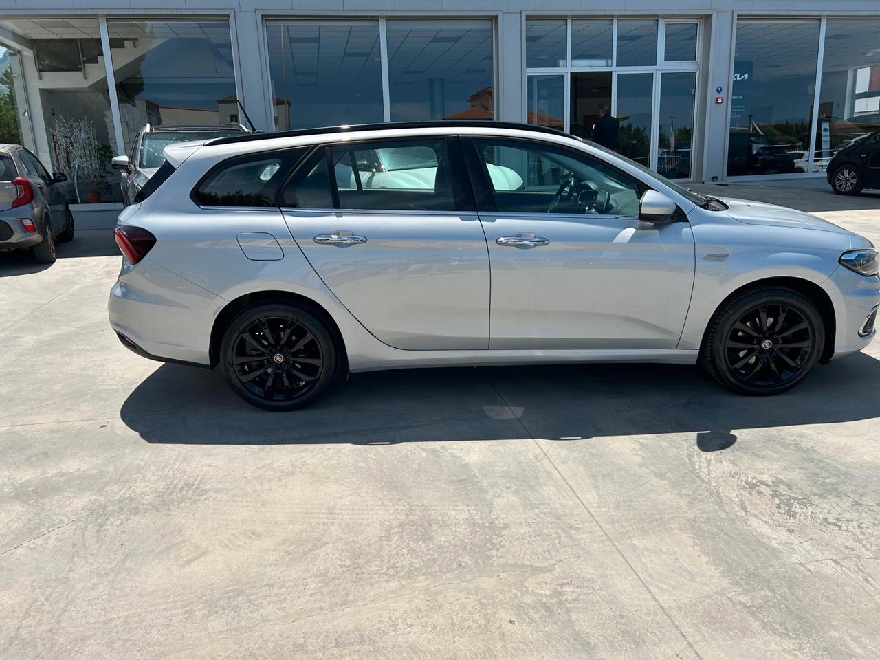 Fiat Tipo 1.6 Mjt S&S SW Lounge