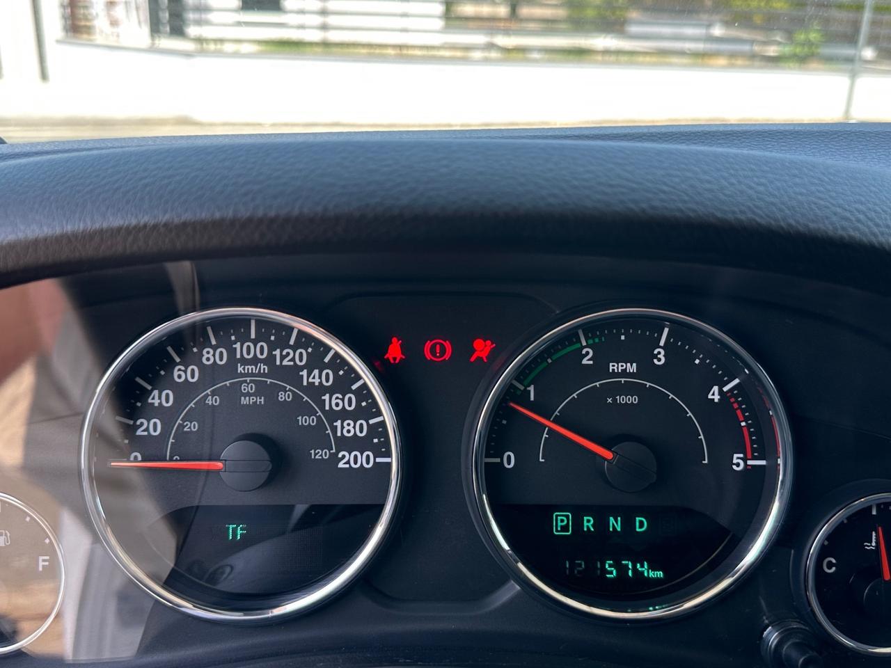 Jeep Wrangler 2.8 CRD DPF Sahara Auto