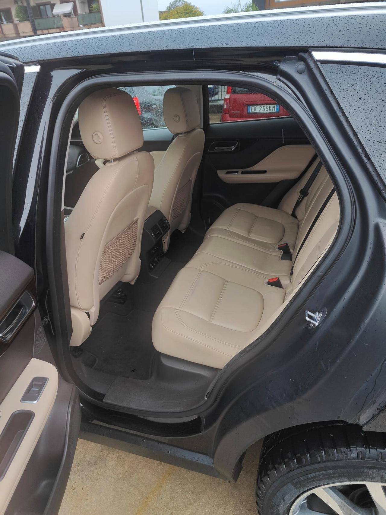 JAGUAR F-PACE PRESTIGE - PROVENIENZA TOSCANA -ECCELLENTI CONDIZIONi