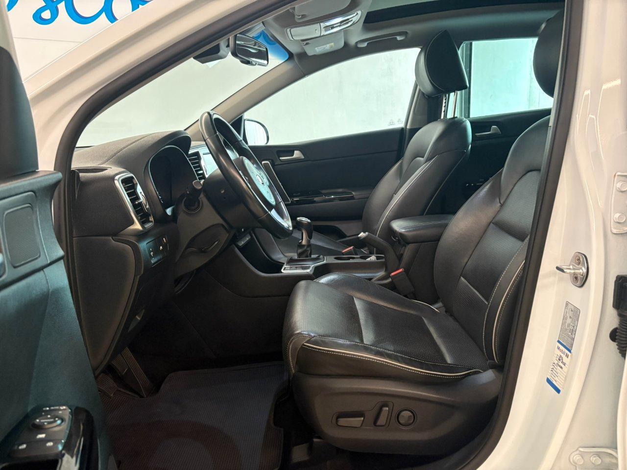 Kia Sportage 2.0 crdi Rebel Techno Pack awd 136cv