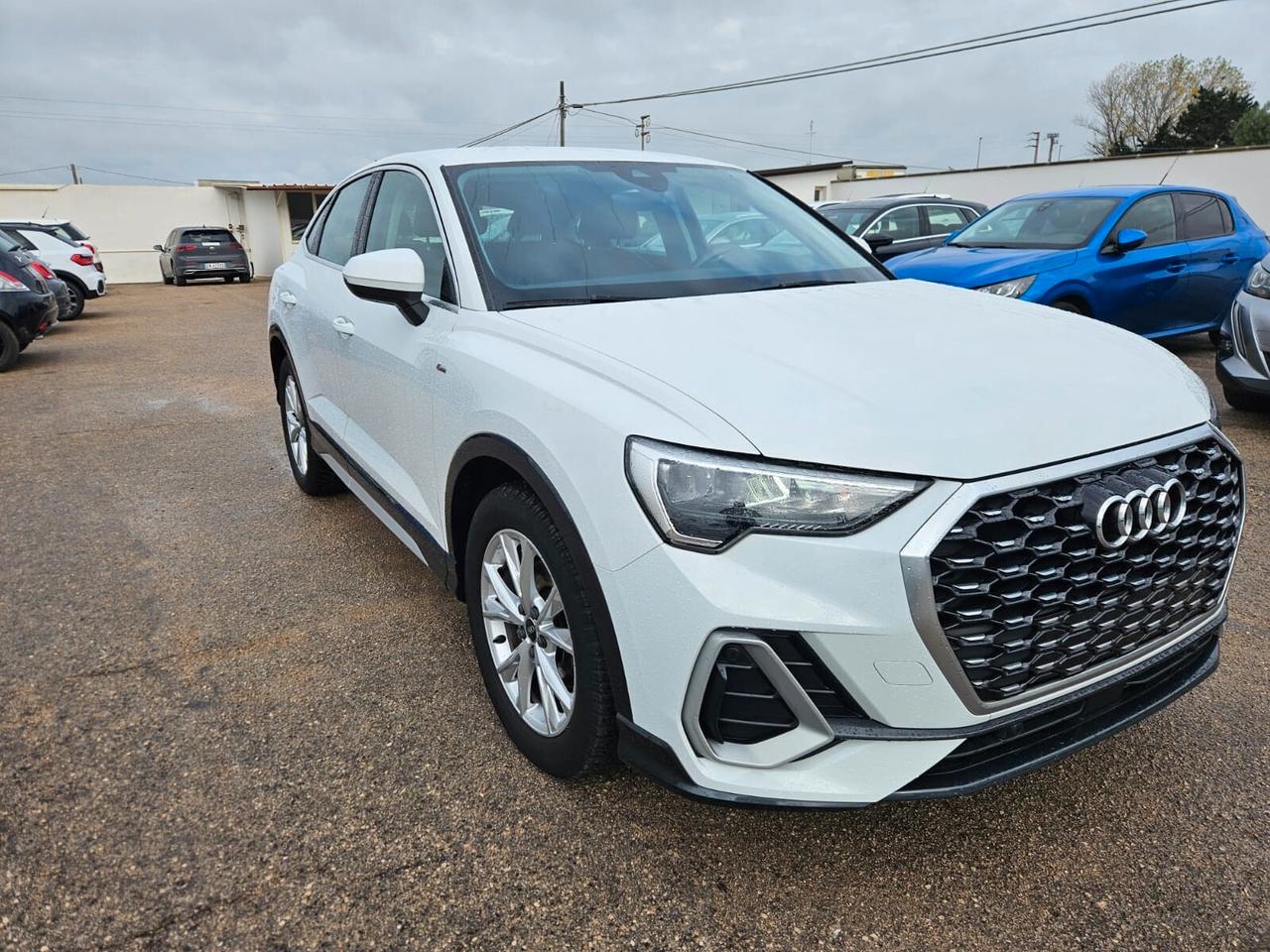 Audi Q3 35 TDI Sportback s line edition