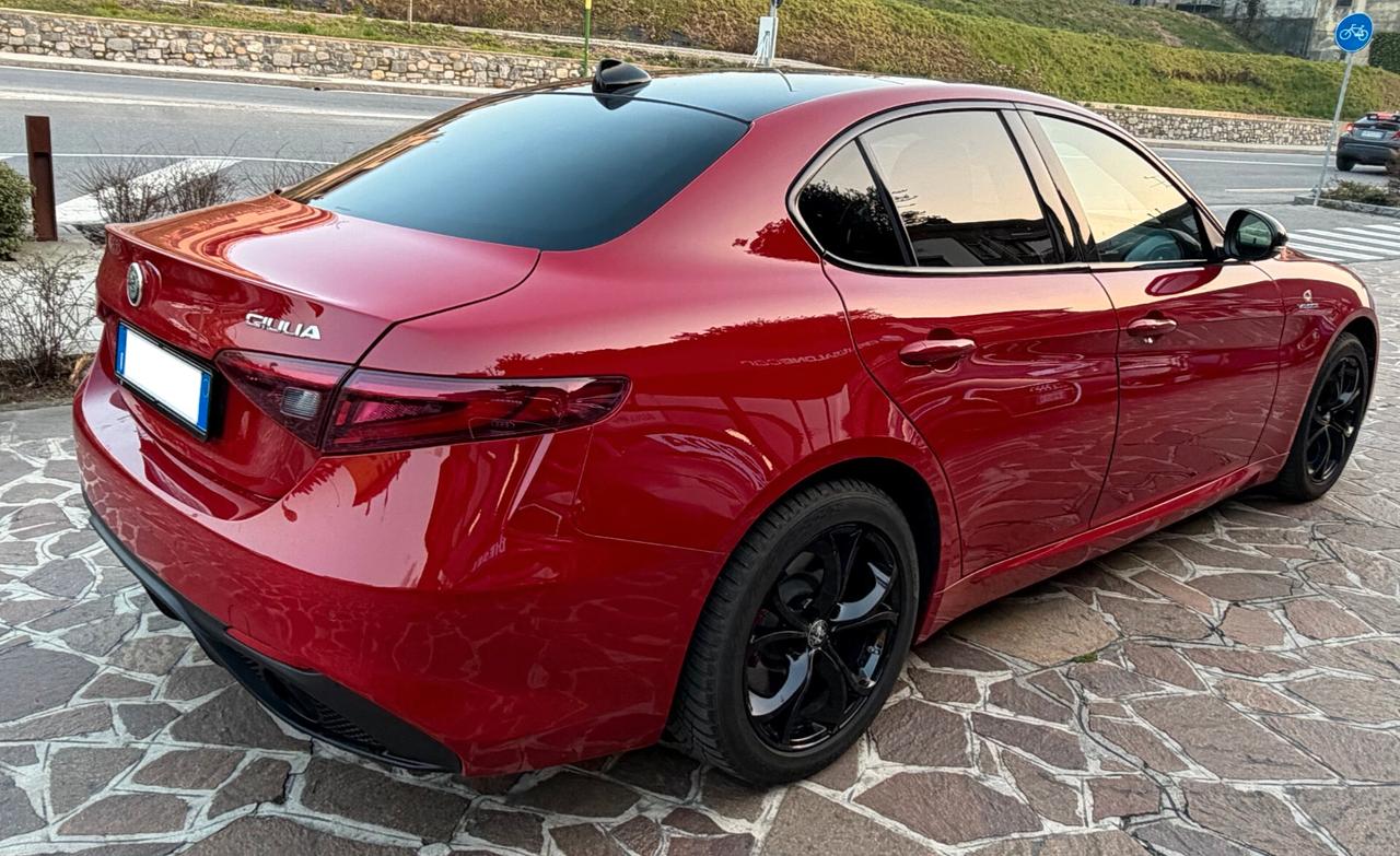 Alfa Romeo Giulia 2.0 Turbo 280 CV AT8 AWD Q4 Veloce