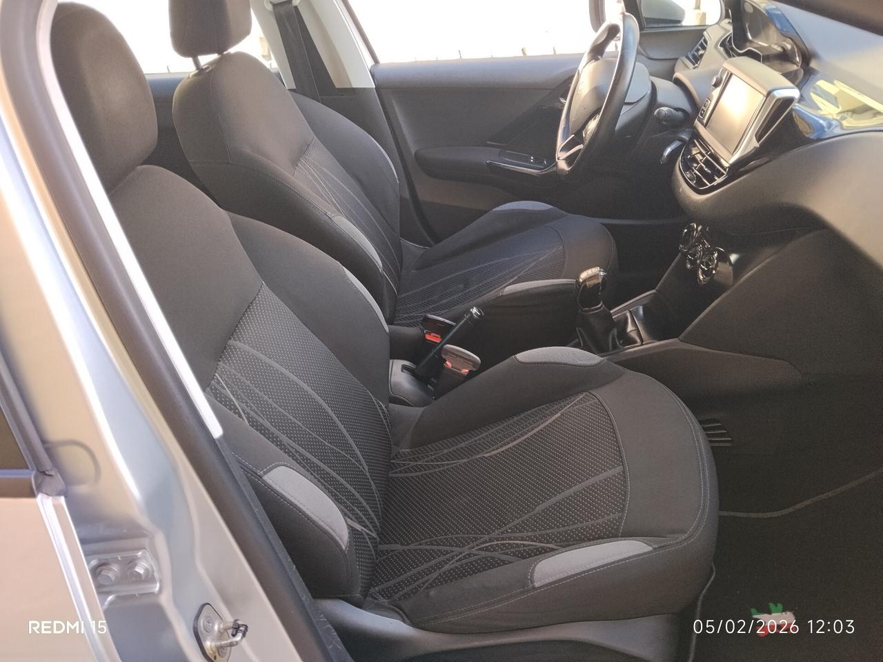 Peugeot 208 1.4 HDi 70 CV 5 porte Allure