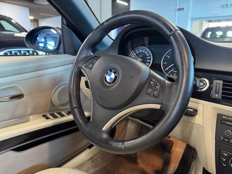 BMW Serie 3 320i cat Cabrio Futura
