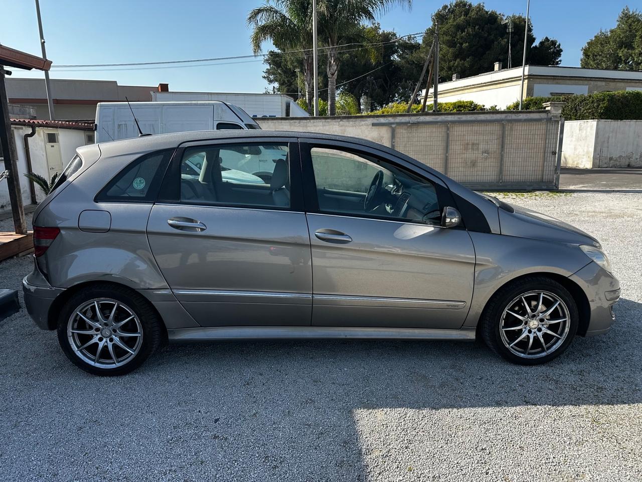 Mercedes-benz B 200 CDI Chrome