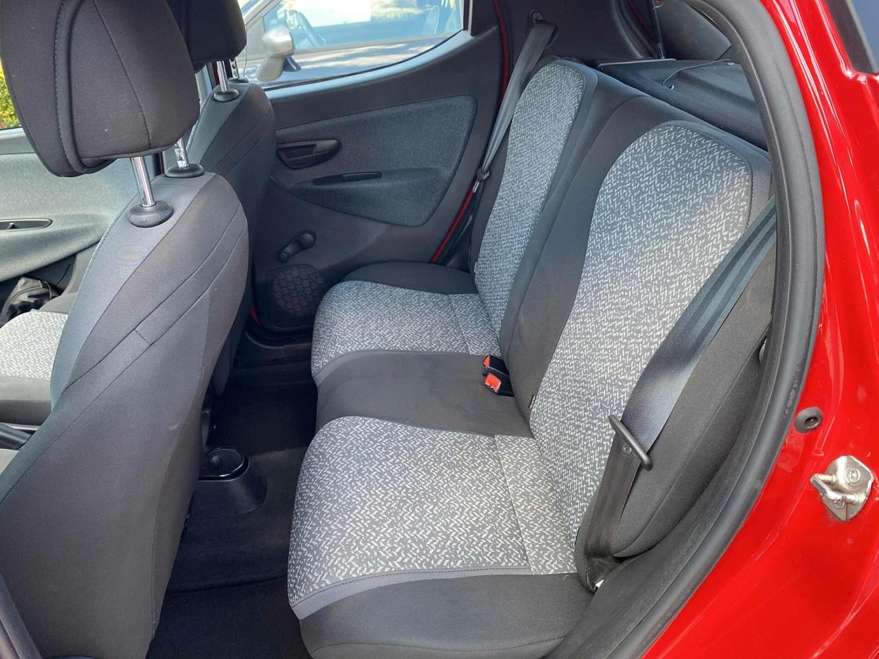 Lancia Ypsilon 1.0 Hybrid Ok Neop.