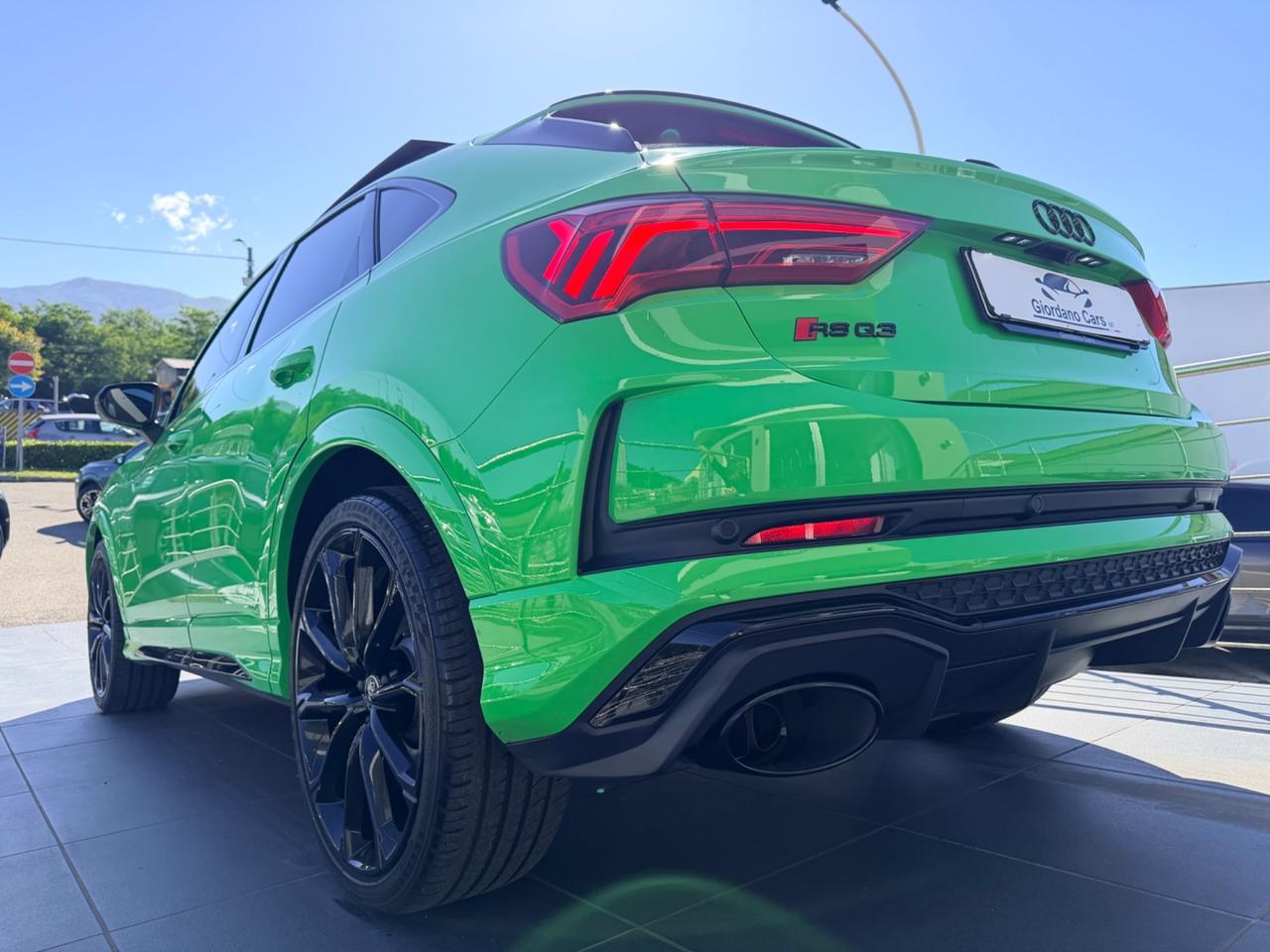 Audi Q3 RS SPB quattro S tronic 400cv tetto aprile