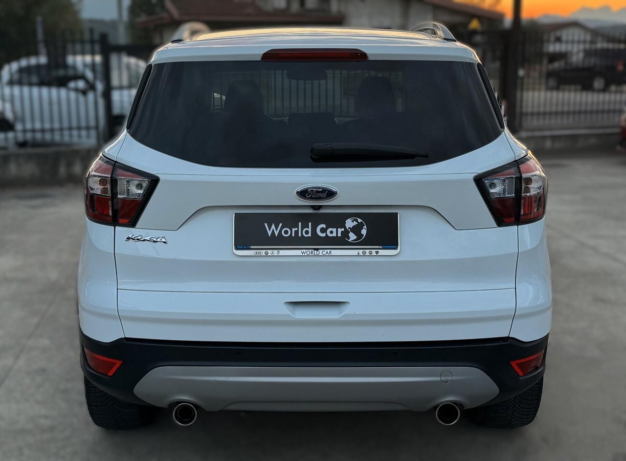 Ford Kuga 1.5 TDCI 120 CV S&S 2WD Powershift Titanium