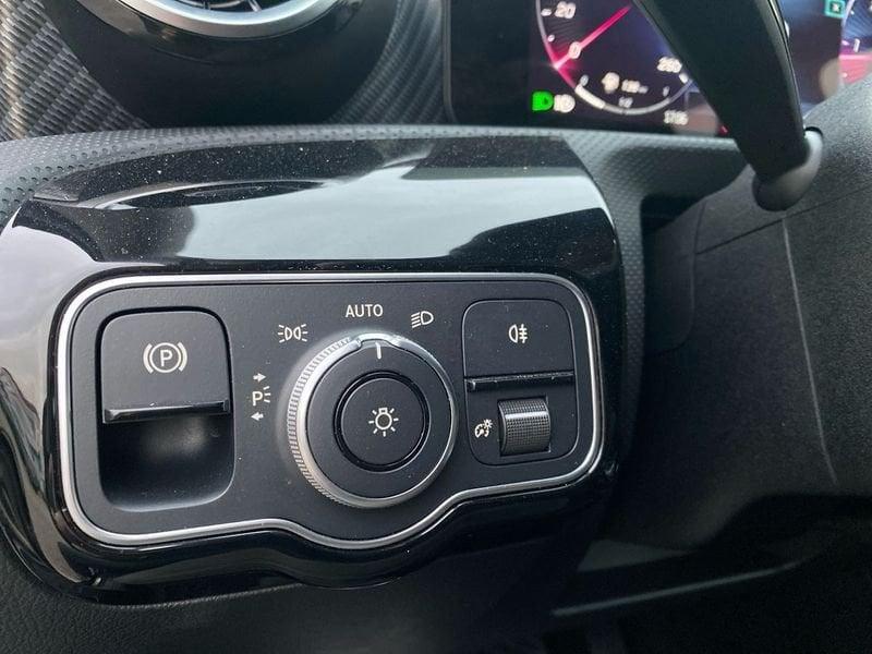 Mercedes-Benz Classe A A 180 d Progressive Advanced auto