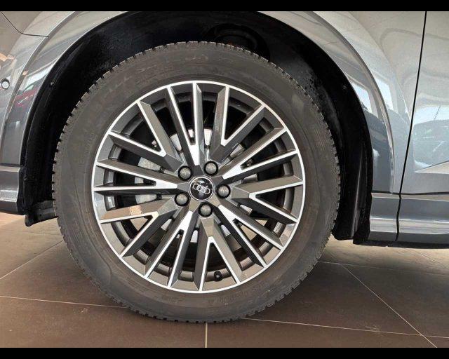 AUDI Q3 SPB 35 TDI S tronic S line edition