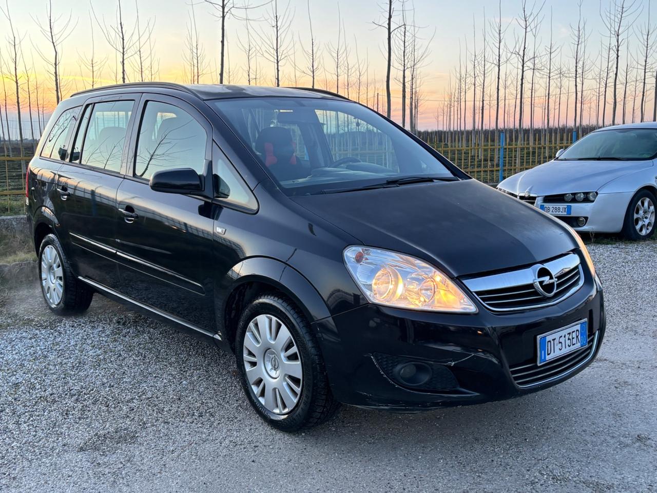 Opel Zafira 1.6 16V VVT Cosmo